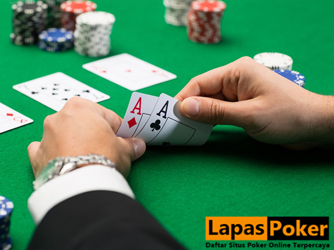 Read more about the article Cara Bermain Poker Online Untuk Pemula